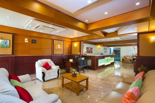 Atlas Airport Aparthotel