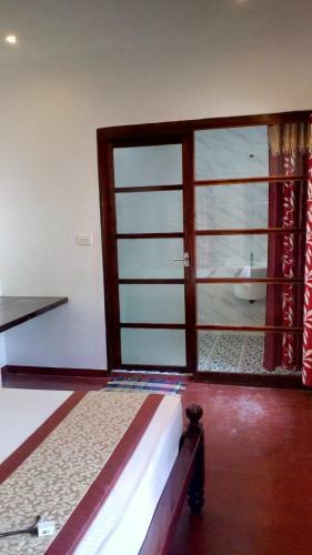 Bed & Breakfast Marari Umapathi Beach Villa