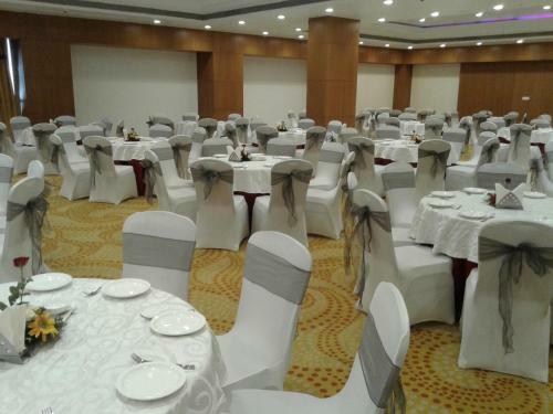 Hotel Country Inn & Suites By Radisson, Bathinda
