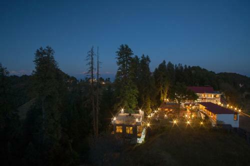 Hotel The Hermitage Kanatal
