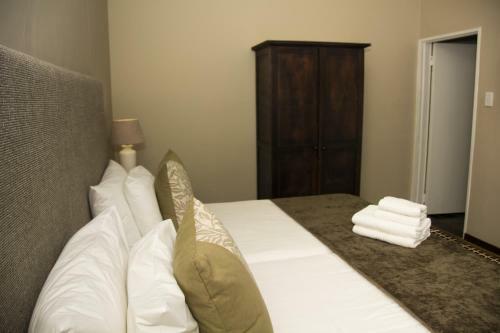 Hostal Hilltop Guest House