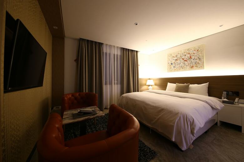 Guwol Hotel