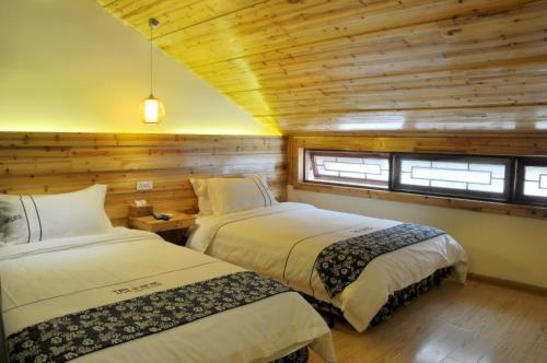 Posada Zhaoxing Dongquan Time Traveller Inn