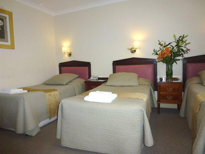 Hotel Egans House