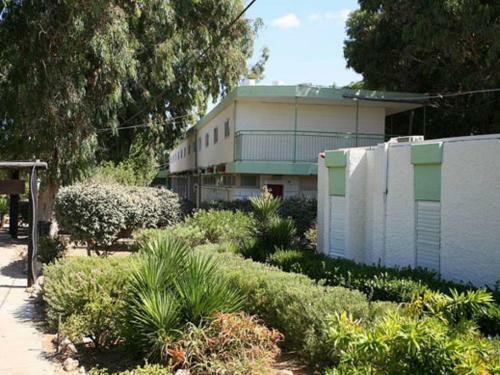 Posada Mor Accommodation In Achziv
