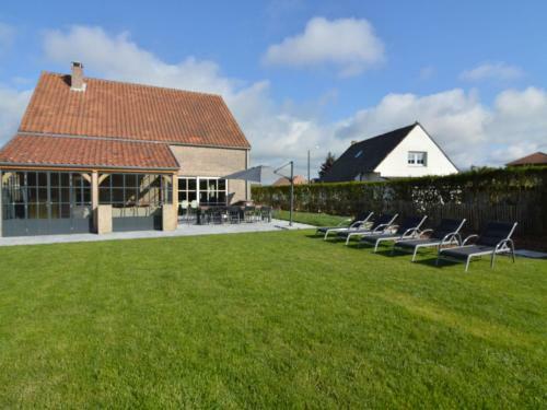 Holiday Home Villa Arthur