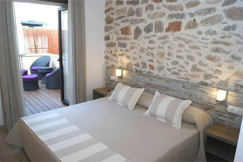 Bed & Breakfast Petit Hotel C'an Mel
