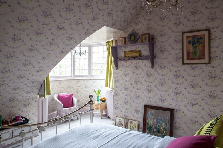 Bed & Breakfast River Arts Club