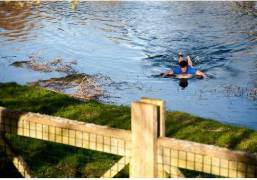 River Edge Lodges