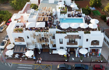 Hotel Gatzara Suites Santa Gertrudis