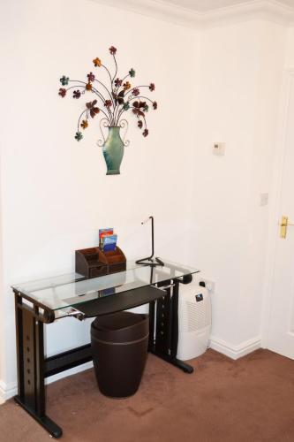 Coober Apartment - Home From Home