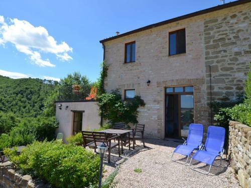 Mountain View Apartment In Pergola With Pool