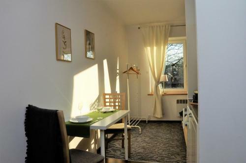 Prudentia Apartments Anin