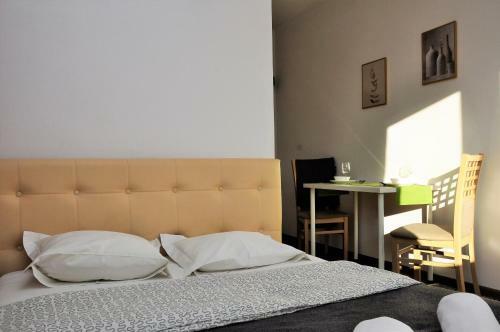 Prudentia Apartments Anin