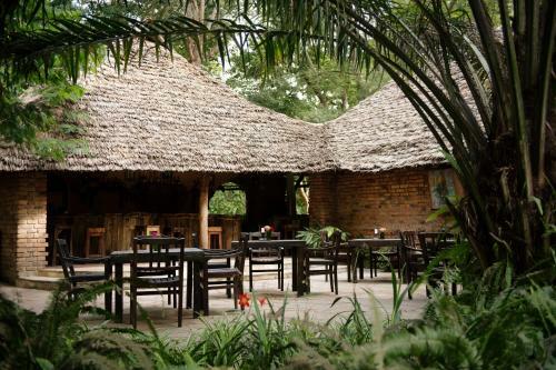 Hotel Rivertrees Country Inn