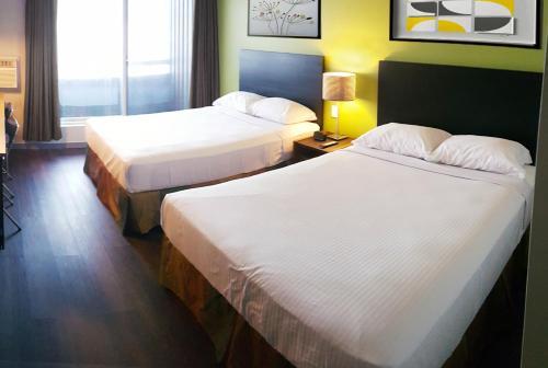 Hotel Home Away Inn