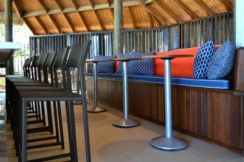 Hotel Renaissance Wind Creek Aruba Resort