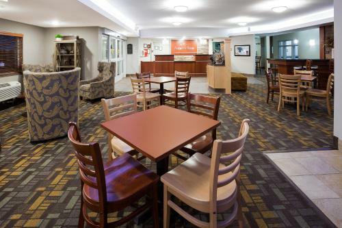 Americinn Hotel & Suites - Sibley