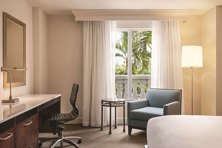 Hotel Hilton Naples