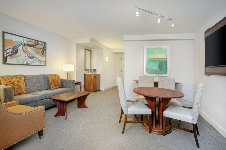 Hotel Hilton Naples