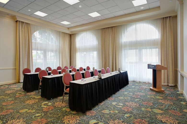 Hotel Hilton Naples
