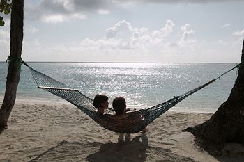 Hotel Meeru Island Resort & Spa