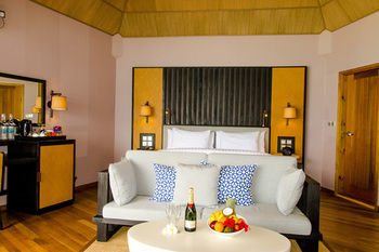 Hotel Meeru Island Resort & Spa