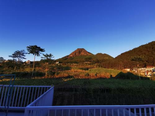 Batu Mountview Villa