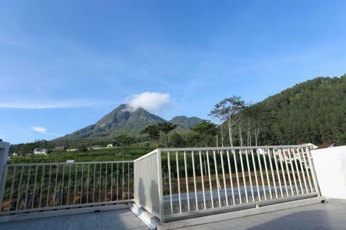 Batu Mountview Villa