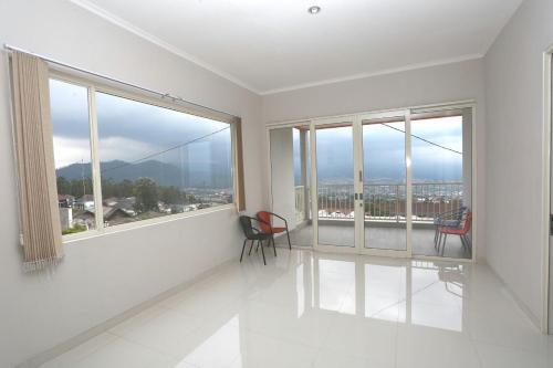 Batu Mountview Villa