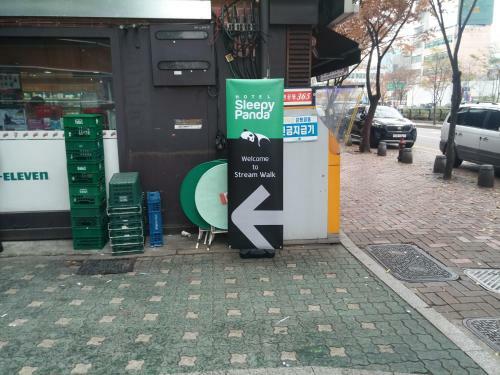 Hotel Sleepy Panda Streamwalk Seoul Jongno