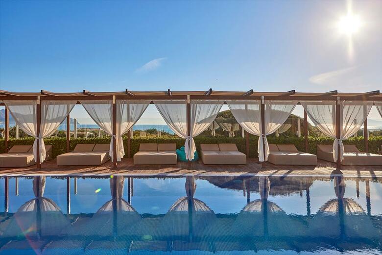 Aparthotel Zafiro Bahia