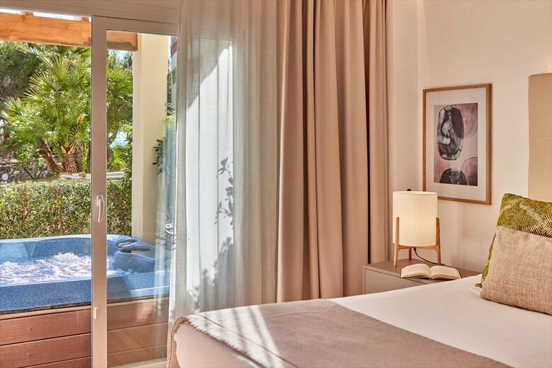 Aparthotel Zafiro Bahia