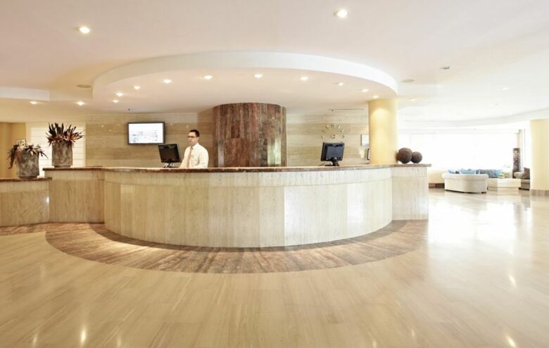 Aparthotel Zafiro Bahia