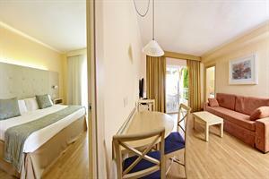 Aparthotel Zafiro Bahia