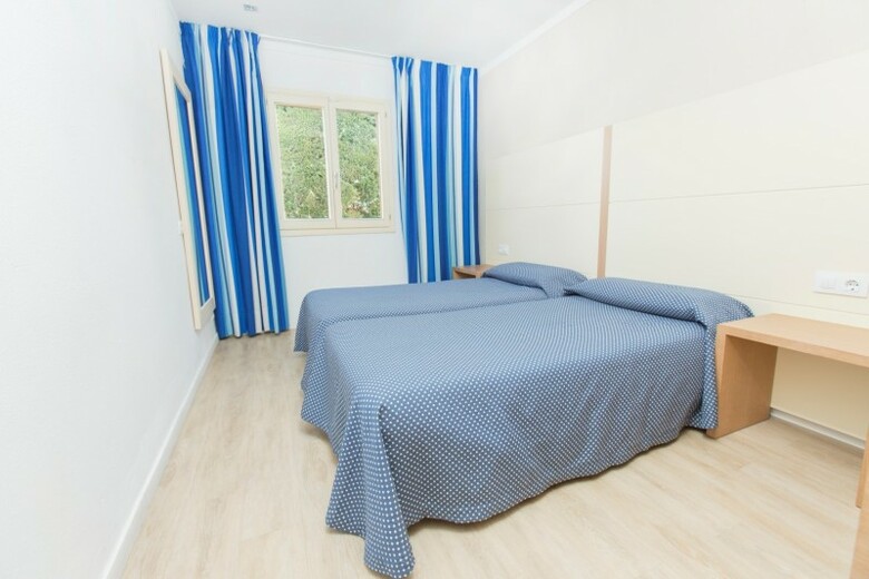 Aparthotel Flora