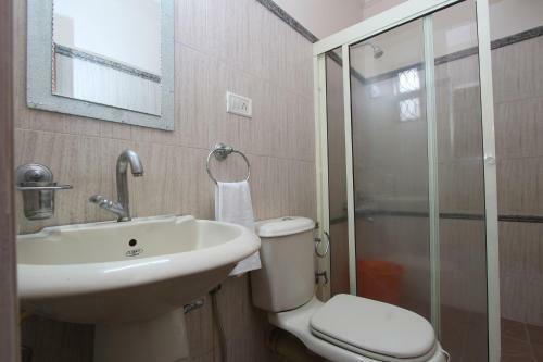 Hotel Dm Bluemoon Grand