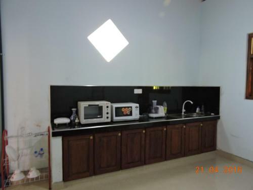Amila Apartments