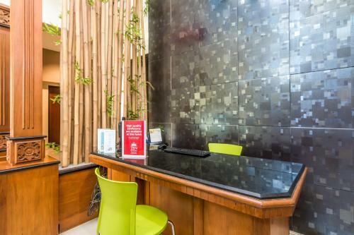 Hostal Zenrooms Denpasar Gelogor Carik