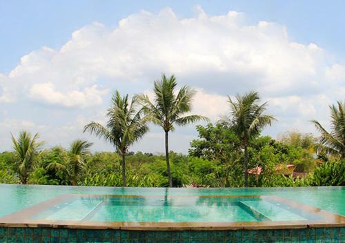 Hotel Golden Tulip Mataram