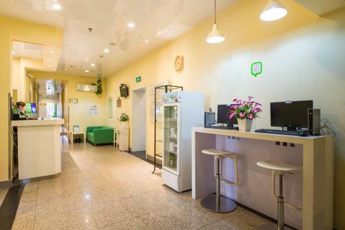 Hotel Hi Inn Chengdu Niushikou