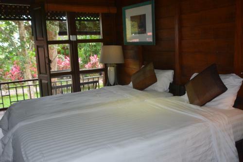 Villa Sunset Valley Holiday Houses