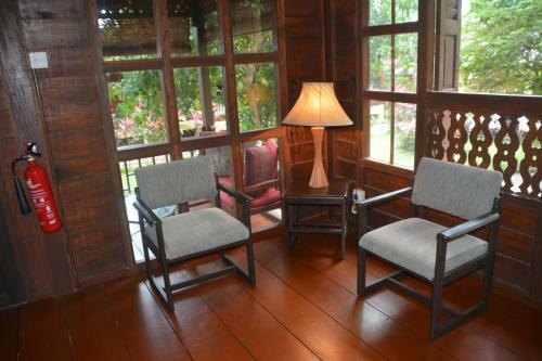 Villa Sunset Valley Holiday Houses
