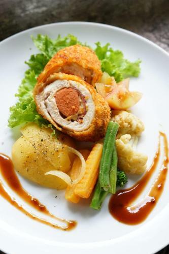 Hotel Warisan Heritage Resort & Resto