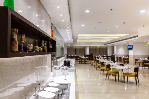 Hotel Regenta Central, Jhotwara