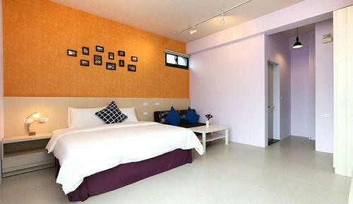Happiness 210 B&B