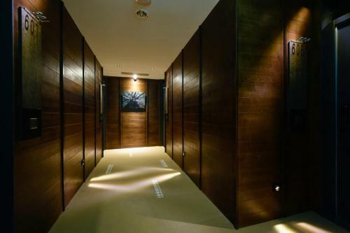 3 Door Hotel