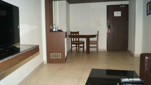 V 7 Hotel