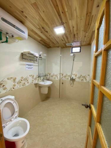 Lien Son Hostel