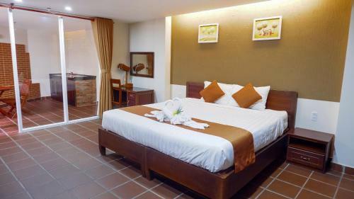 Aparthotel Ananas Family Hotel